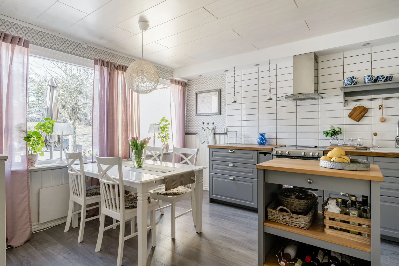 Villa, Radhus, Flugsvampsvägen 32, Sörskogen, Huddinge