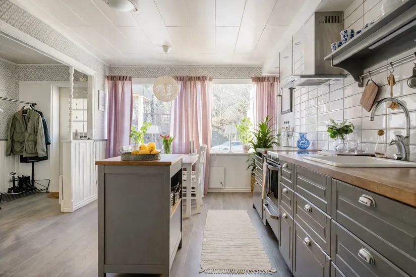 Villa, Radhus, Flugsvampsvägen 32, Sörskogen, Huddinge