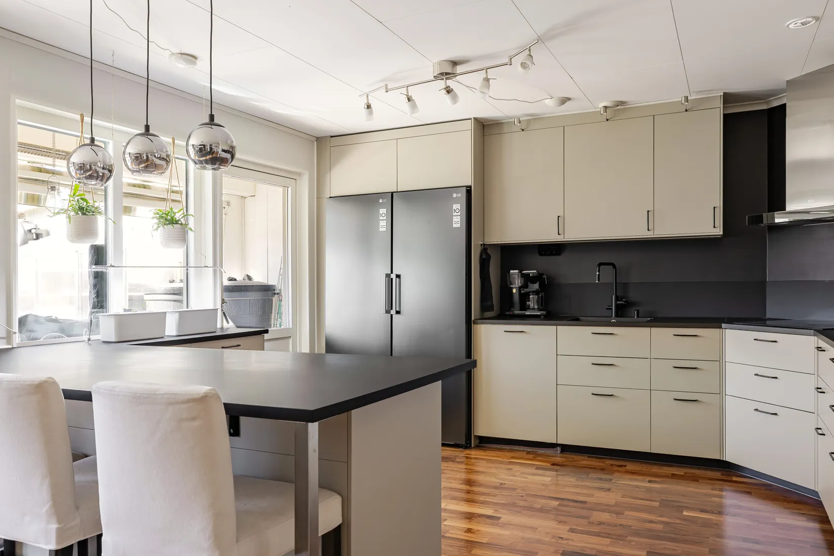 Villa, Radhus, Tallholmsvägen 91, Linköping