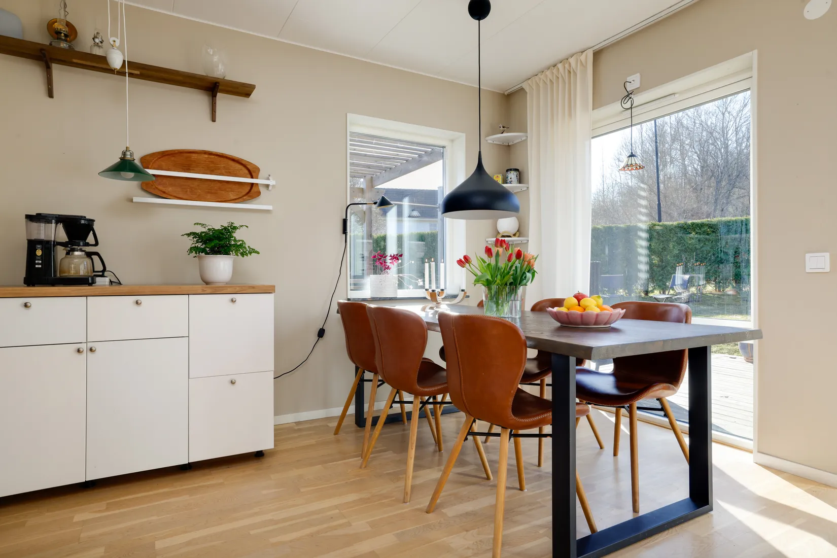 Bostadsrätt, Radhus, Lakevägen 50 C, Ekeby-Almby , Örebro