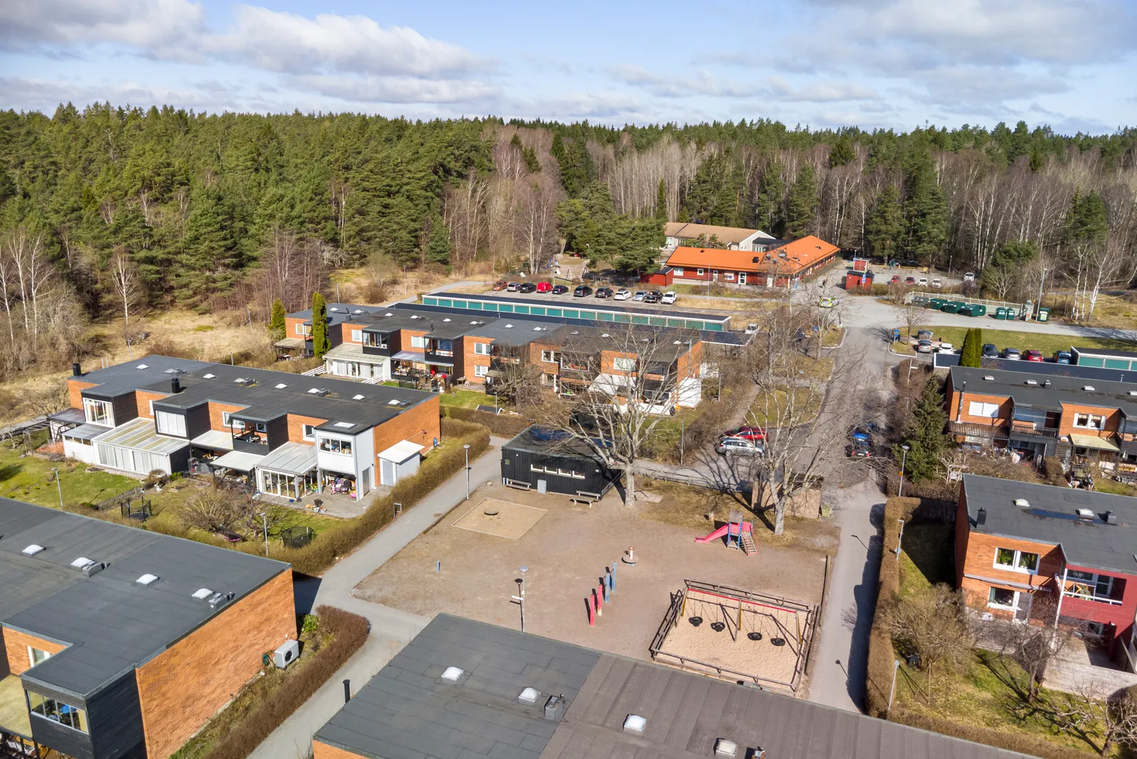 Villa, Radhus, Gullvivestigen 10, Finnstaberg, Upplands-Bro
