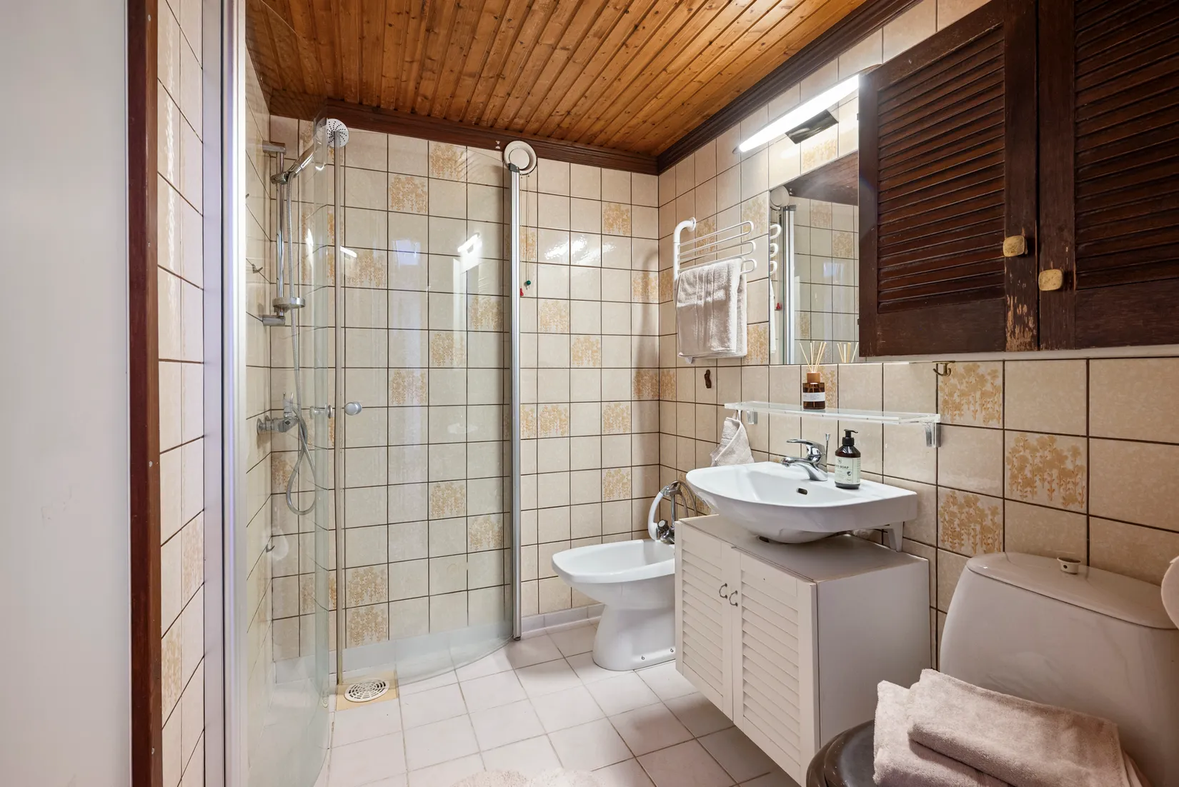 Villa, Radhus, Gullvivestigen 10, Finnstaberg, Upplands-Bro