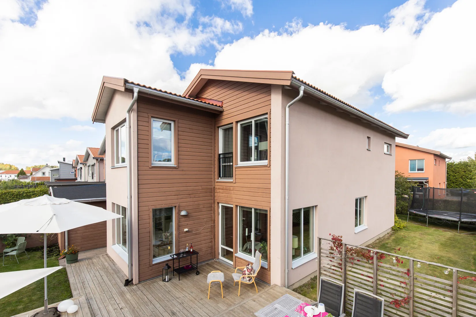 Villa, Disagatan 25, Ormesta, Örebro