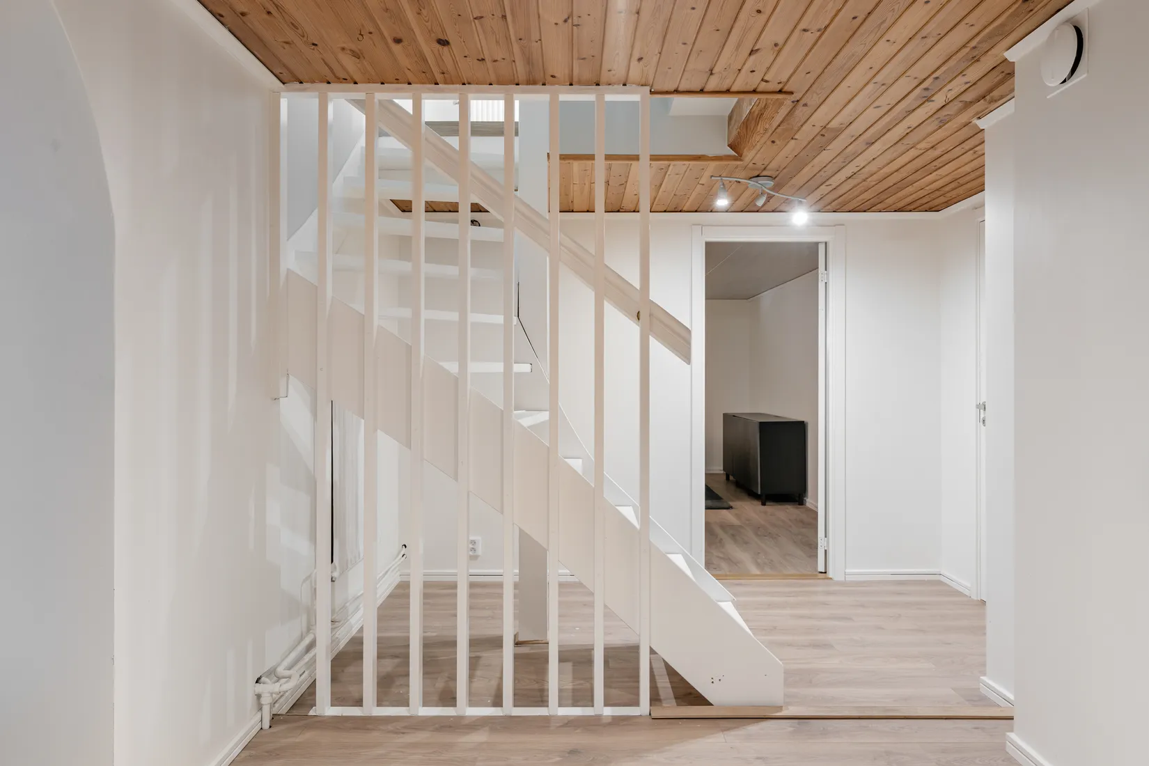 Villa, Kristinelundsvägen 6, Svartvik, Huddinge