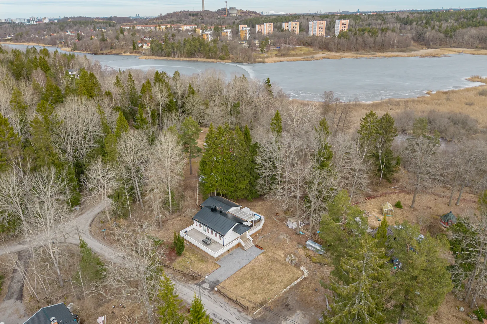 Villa, Kristinelundsvägen 6, Svartvik, Huddinge