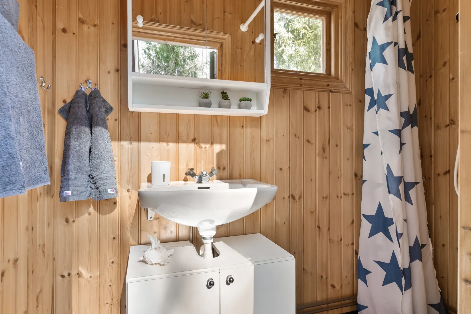 Fritidshus, Bladmyravägen 10, Eskön, Gävle