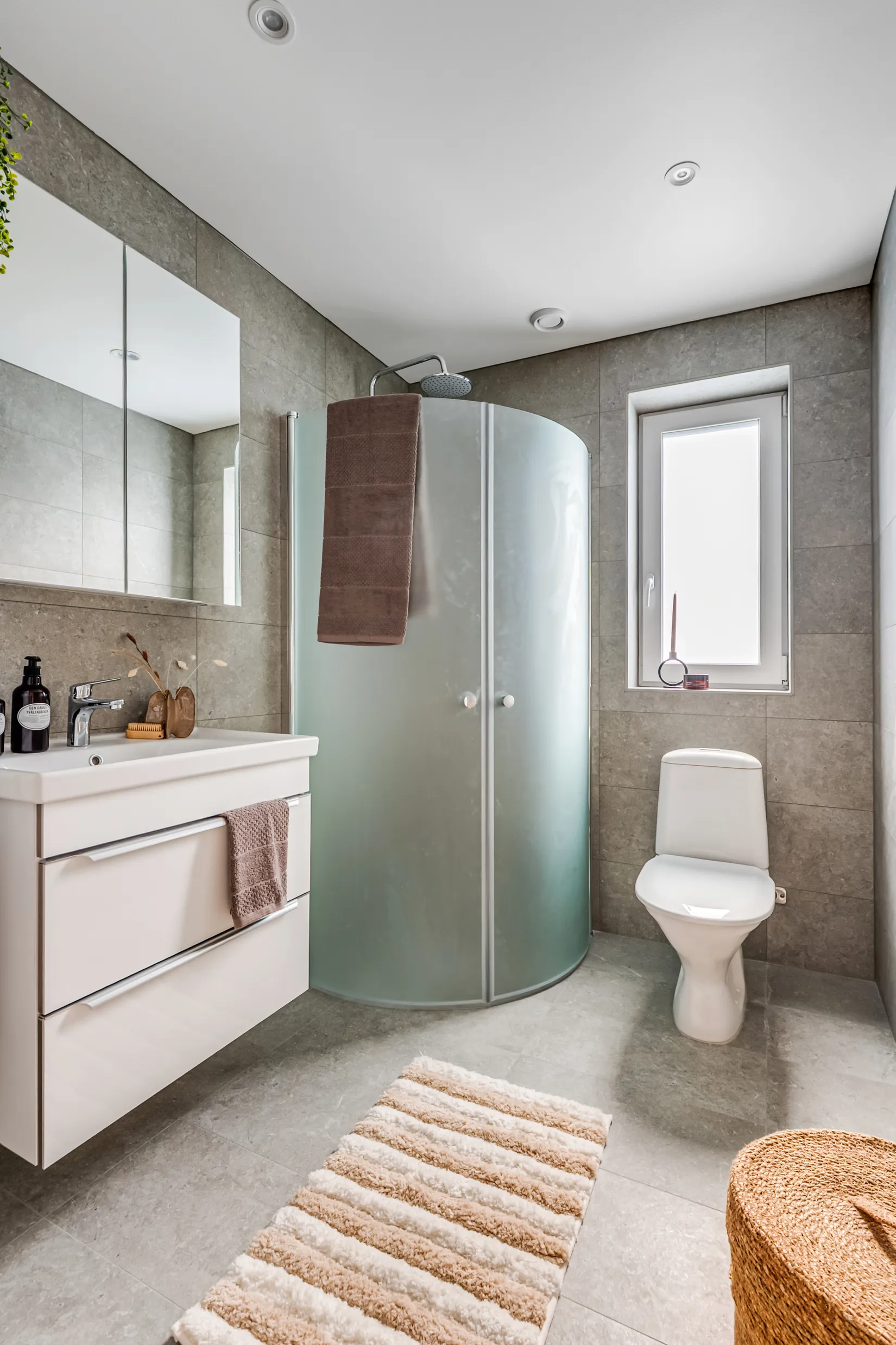 Bostadsrätt, Radhus, Kolarbacken 34B, Kolartorp, Haninge