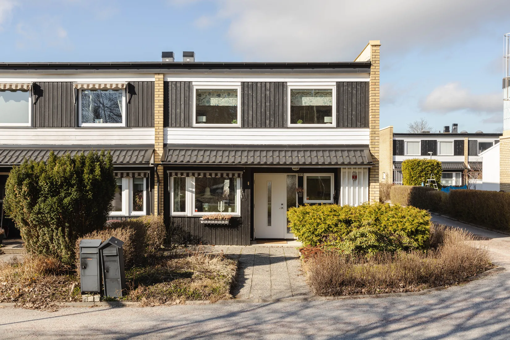 Radhus, Bandverksgatan 237, Bäckby, Västerås