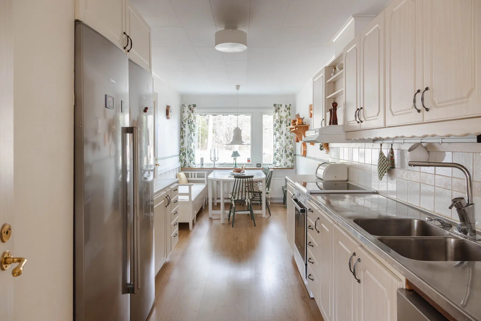 Radhus, Bandverksgatan 237, Bäckby, Västerås