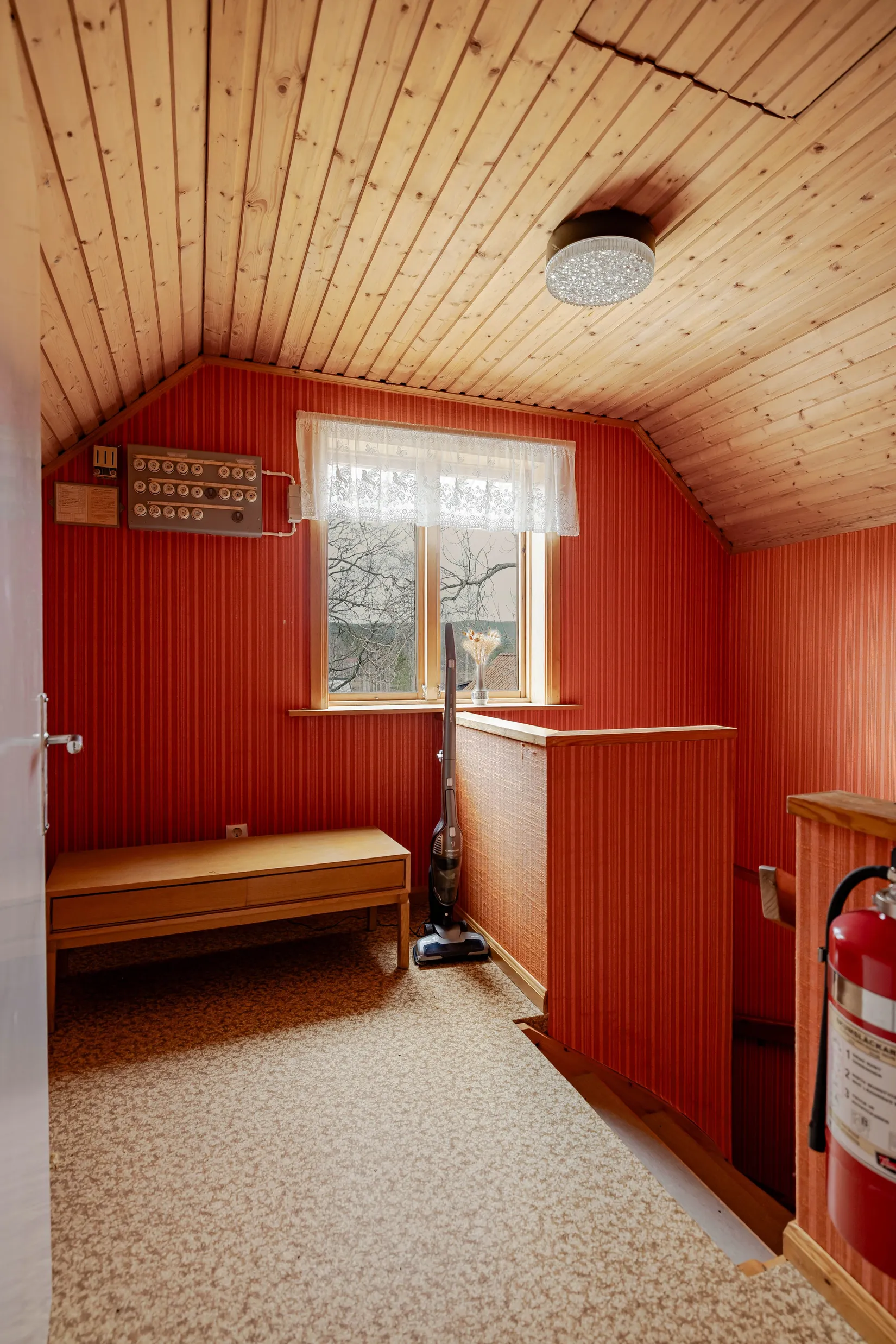 Villa, Kardarevägen 5, Sågmyra, Falun