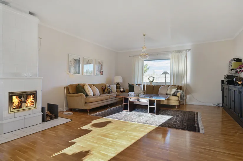 Villa, Norrskensvägen 4, Skälby, Järfälla