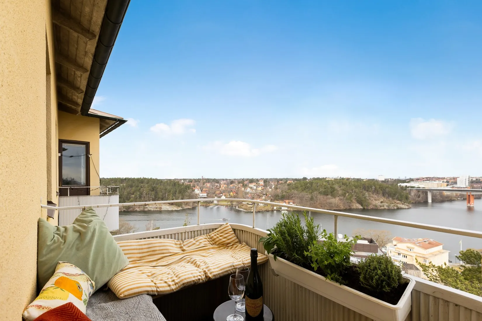 Bostadsrätt, Vänskapsvägen 49, Stora Essingen, Stockholm