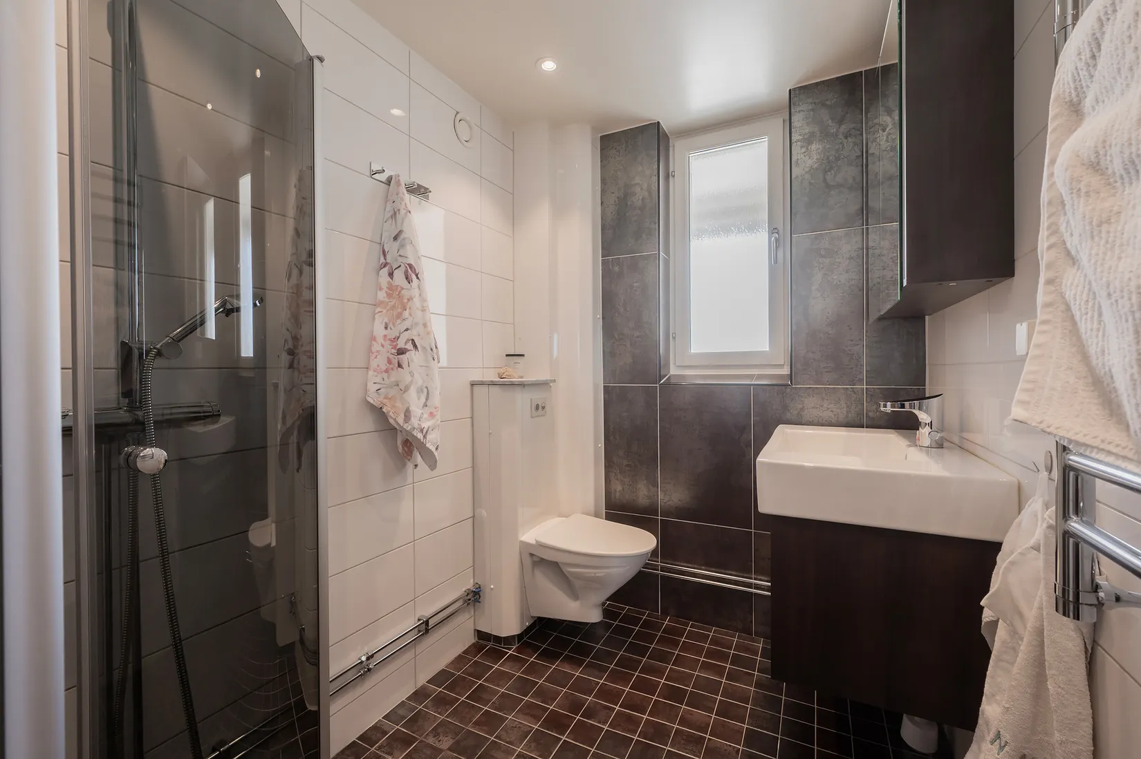 Bostadsrätt, Vikingavägen 15, Centrala Huddinge - Kvarnbergsplan, Huddinge