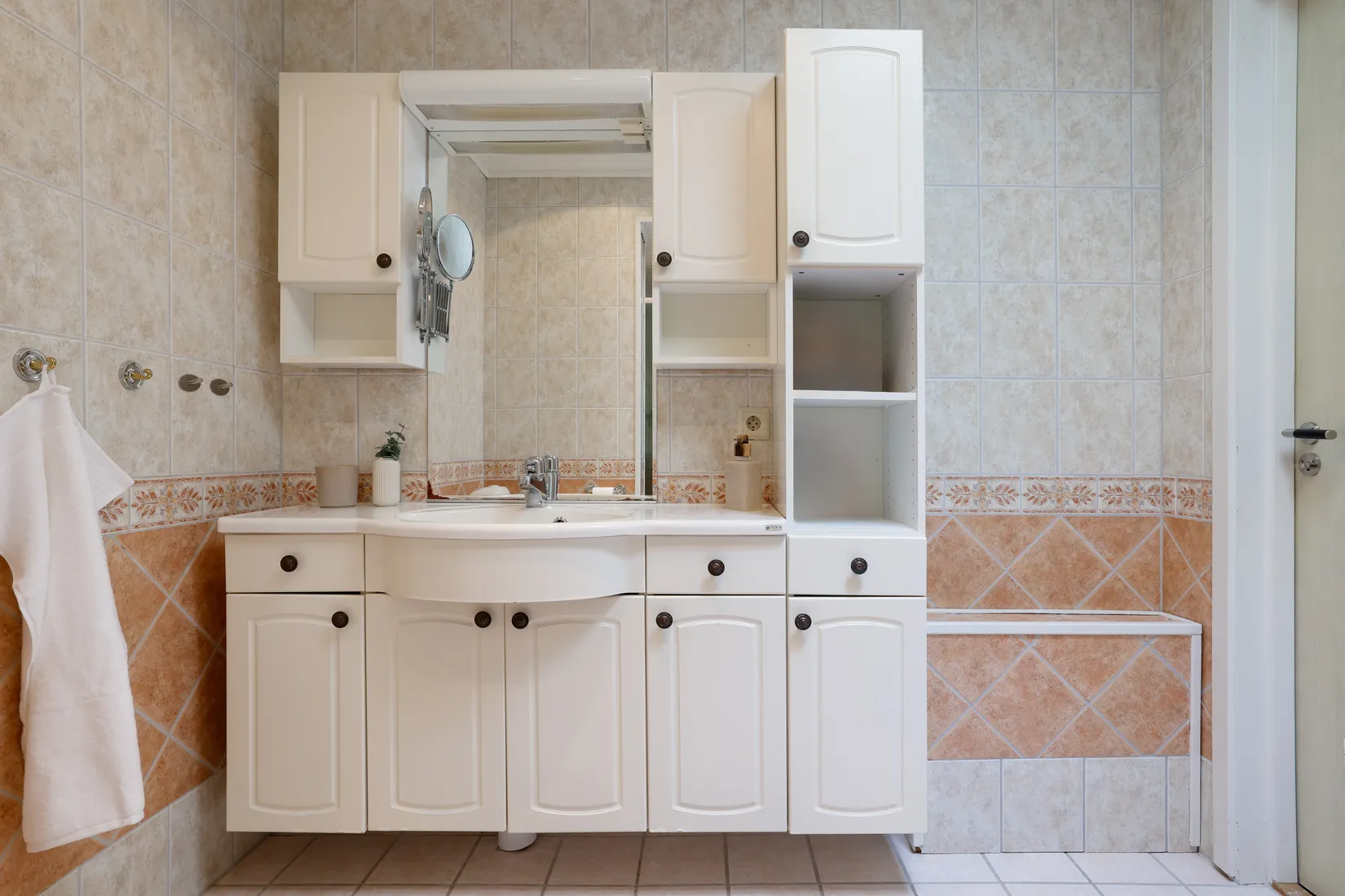 Villa, Medevi gränd 40, Brunnsgärdet, Örebro