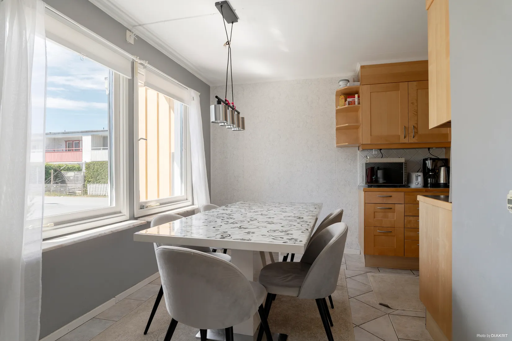 Radhus, Oxdansvägen 1, Brunna, Upplands-Bro