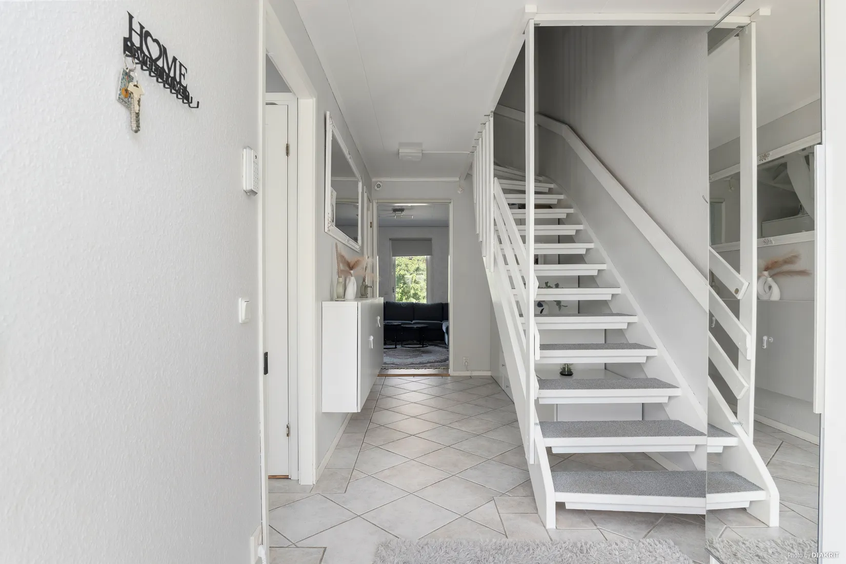 Radhus, Oxdansvägen 1, Brunna, Upplands-Bro