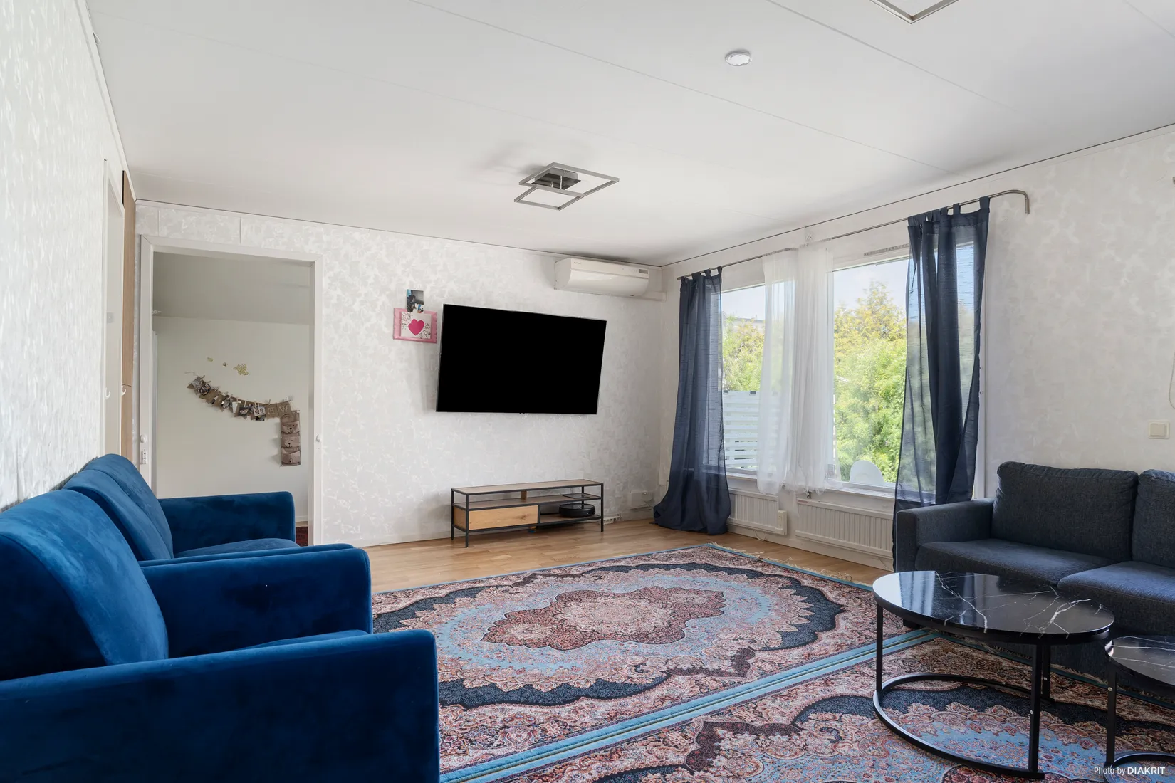 Radhus, Oxdansvägen 1, Brunna, Upplands-Bro