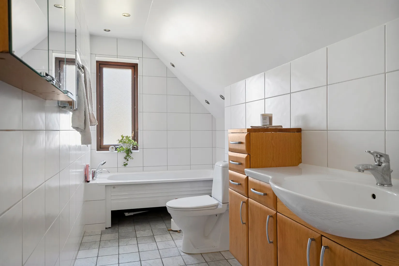 Villa, Radhus, Håkansgårdsgatan 15, Varla, Kungsbacka