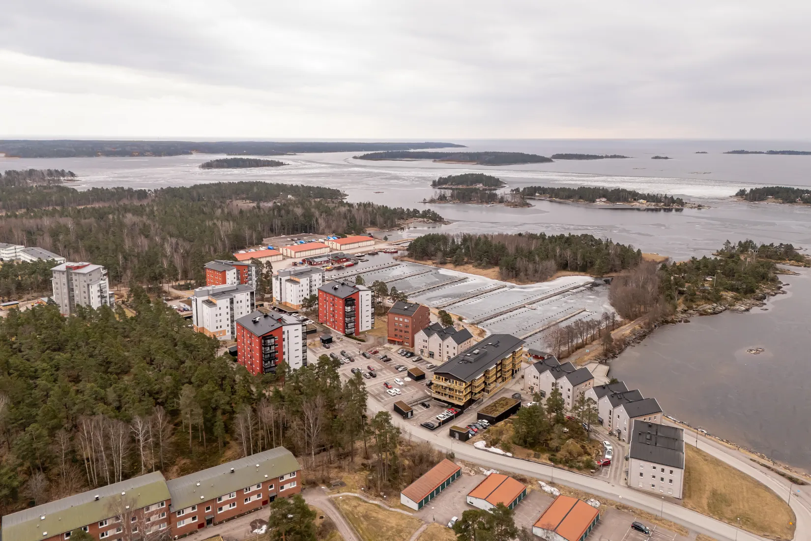 Bostadsrätt, Hamnvägen 9, Hammarö