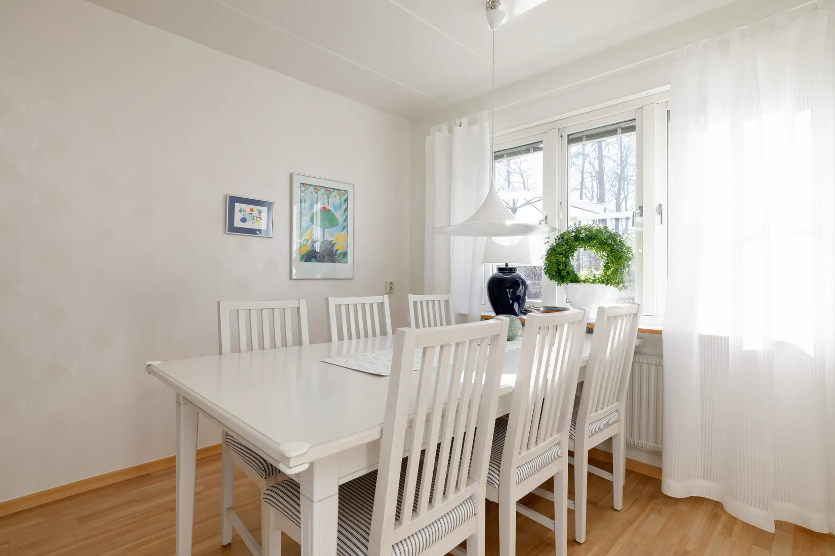 Villa, Radhus, Brevbäraregatan 11, Björkhaga, Örebro