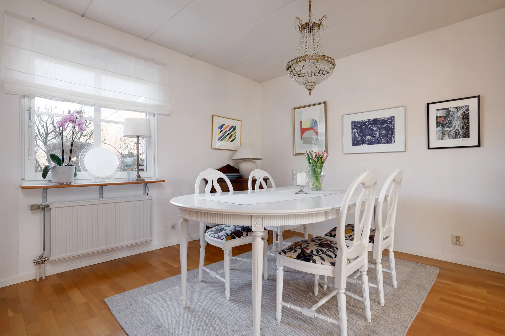 Villa, Radhus, Brevbäraregatan 11, Björkhaga, Örebro