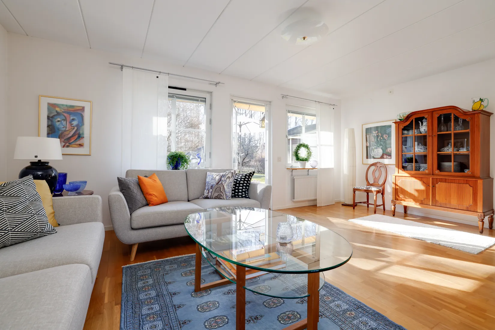 Villa, Radhus, Brevbäraregatan 11, Björkhaga, Örebro