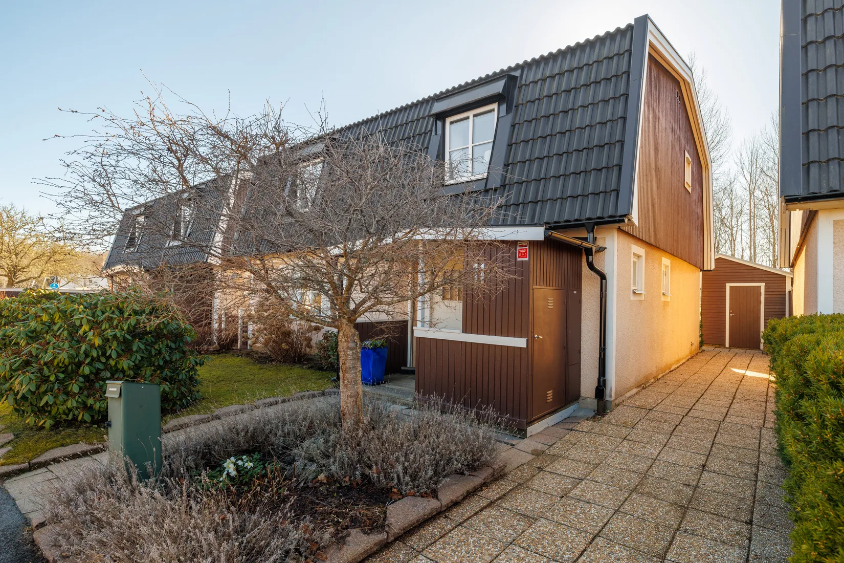 Villa, Radhus, Brevbäraregatan 11, Björkhaga, Örebro