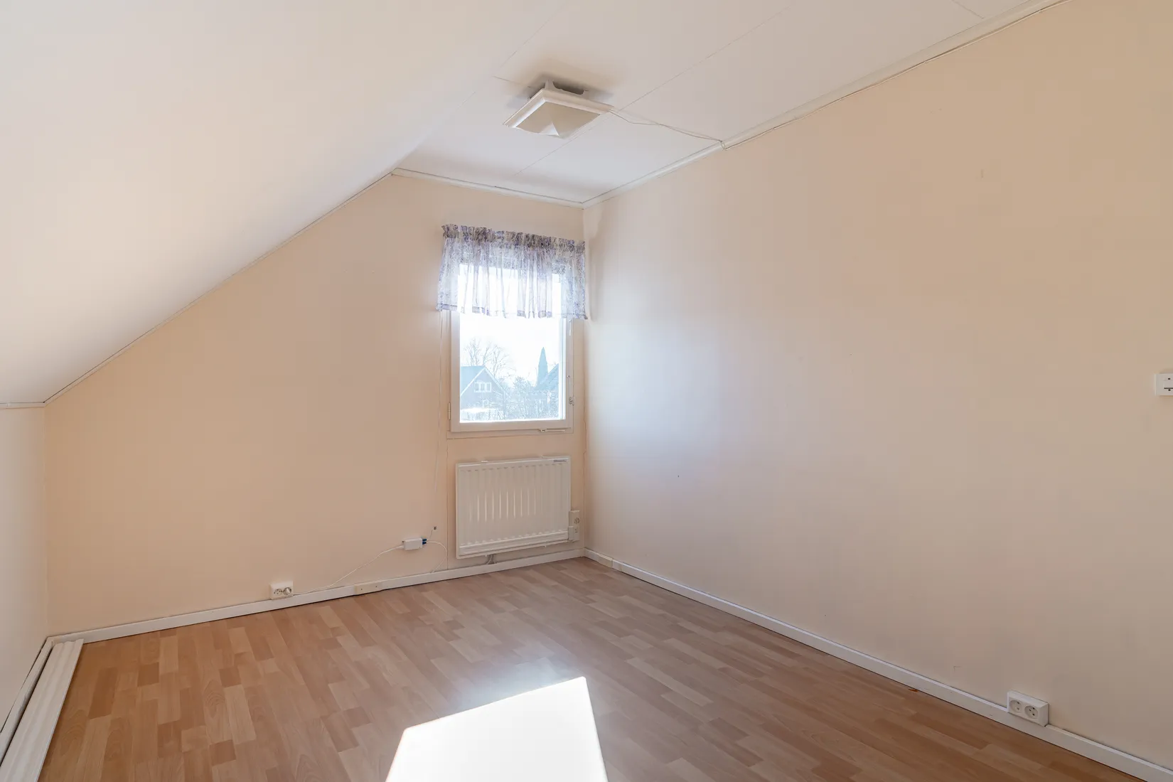 Villa, Västra vägen 8, Ärla, Eskilstuna