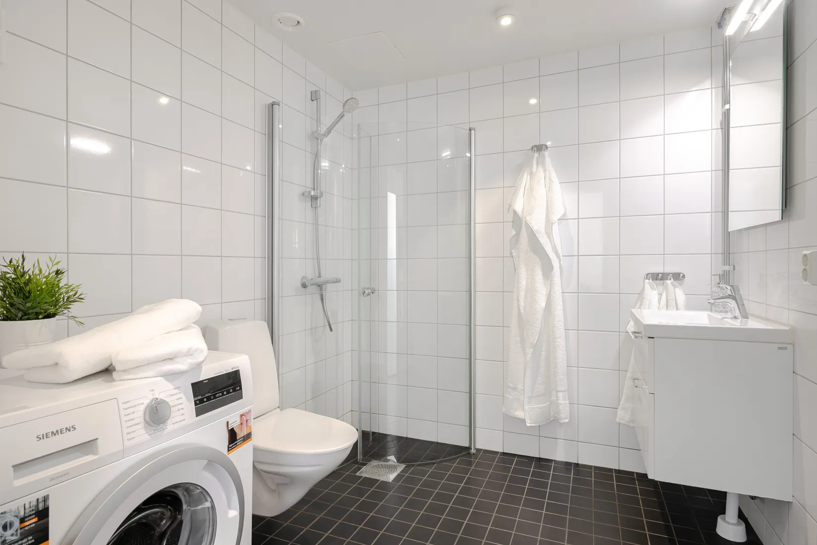 Bostadsrätt, Kansligränd 2, Kvarnbergsplan, Huddinge