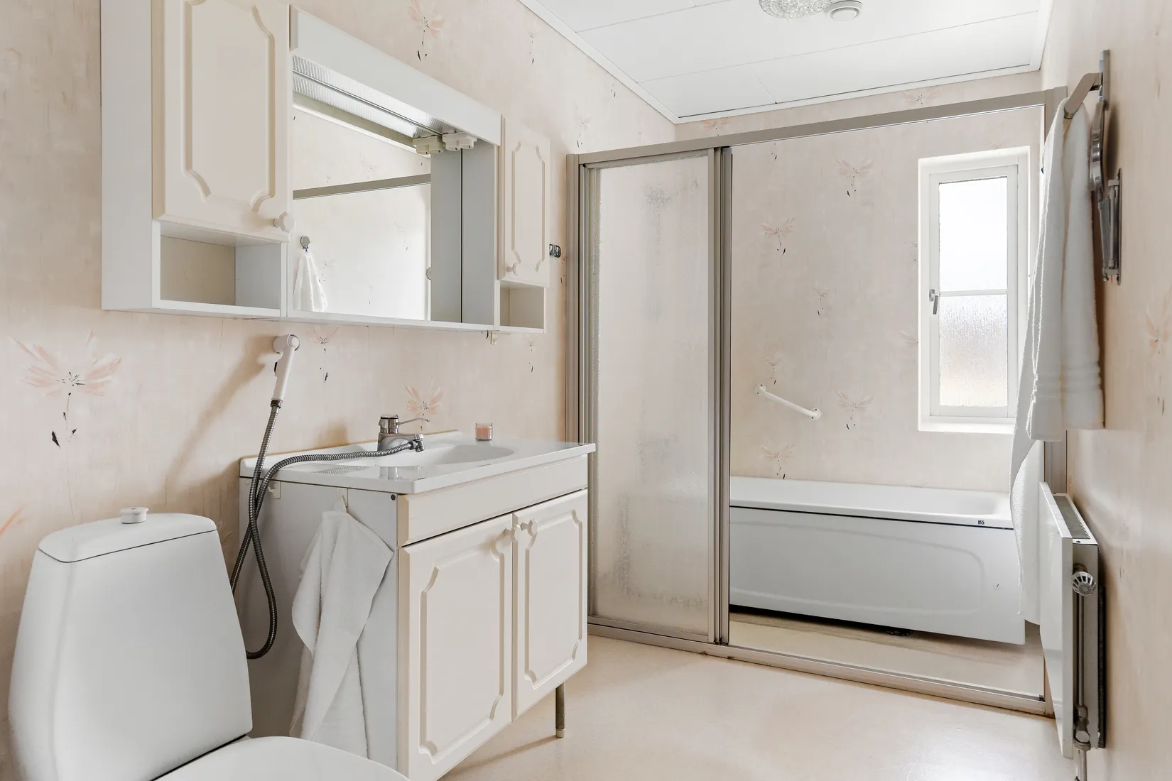 Villa, Fridhemsvägen 2, Ekerö Adelsö, Ekerö