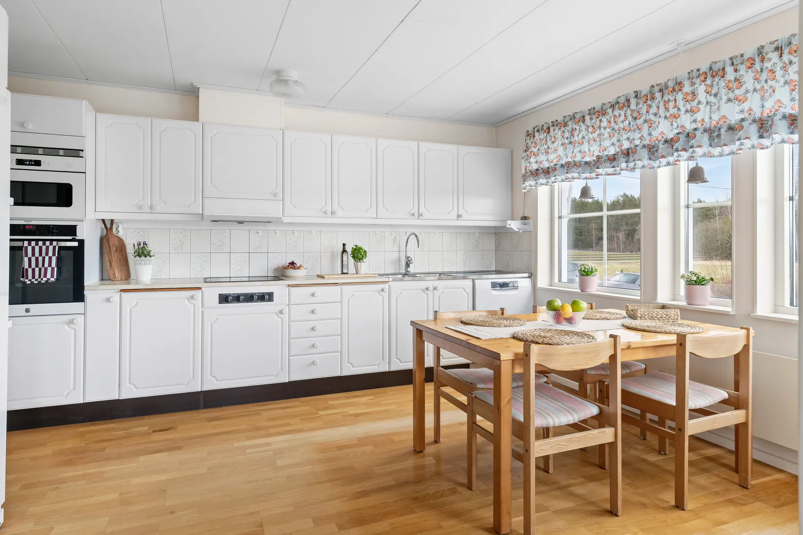 Villa, Fridhemsvägen 2, Ekerö Adelsö, Ekerö