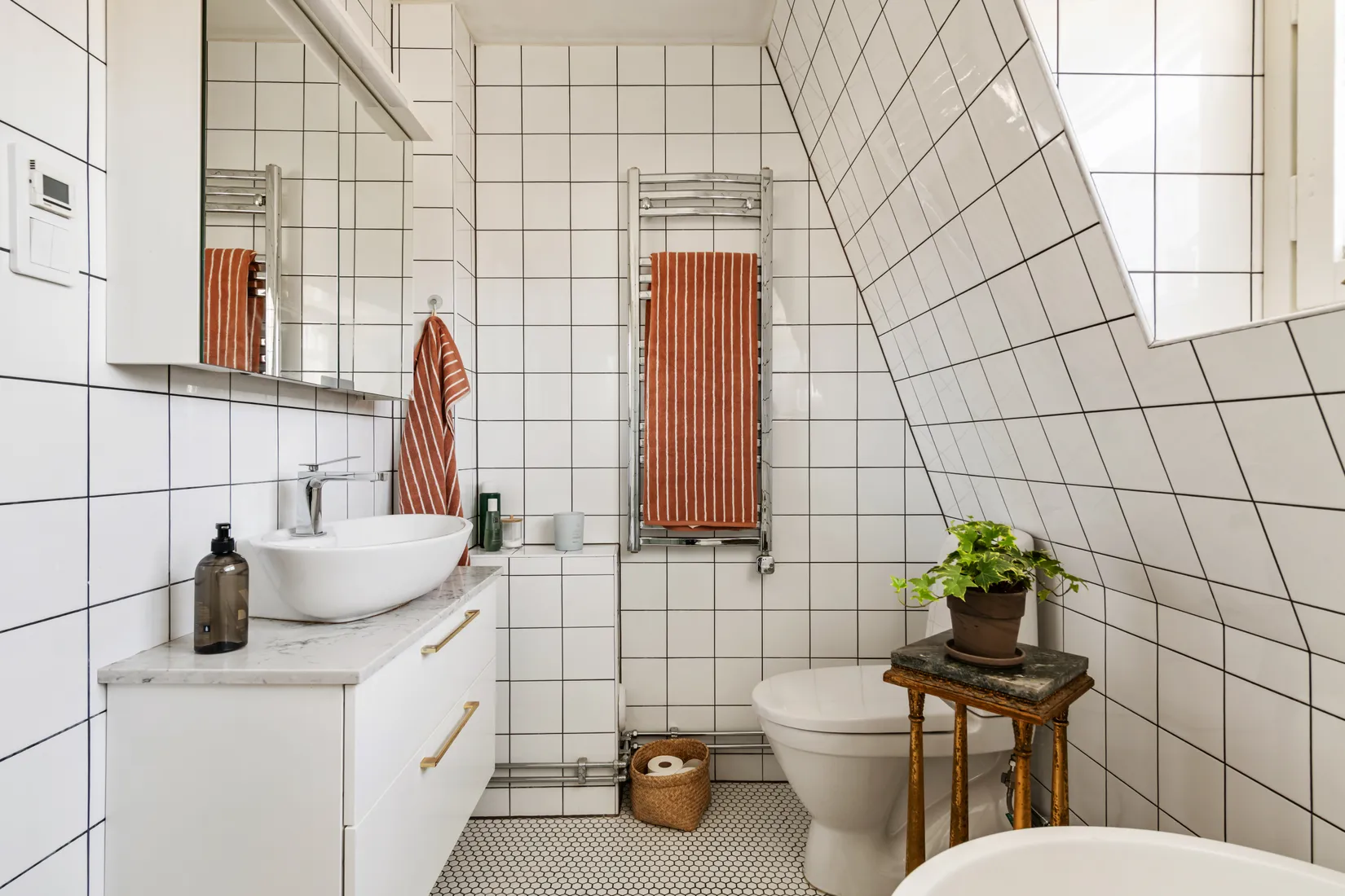 Villa, Parkvägen 56A, Näsbypark Sjösidan, Täby