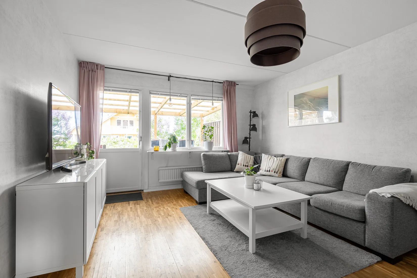 Radhus, Tomatgatan 12, Årsta, Uppsala