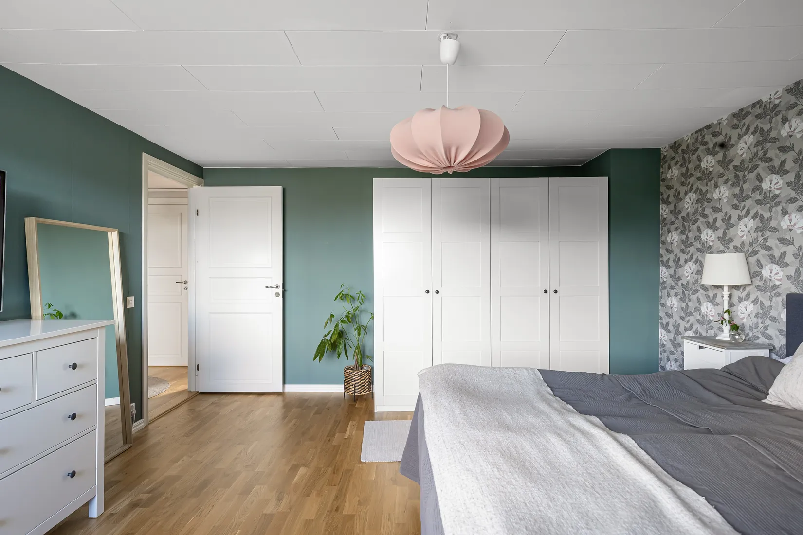 Radhus, Tomatgatan 12, Årsta, Uppsala