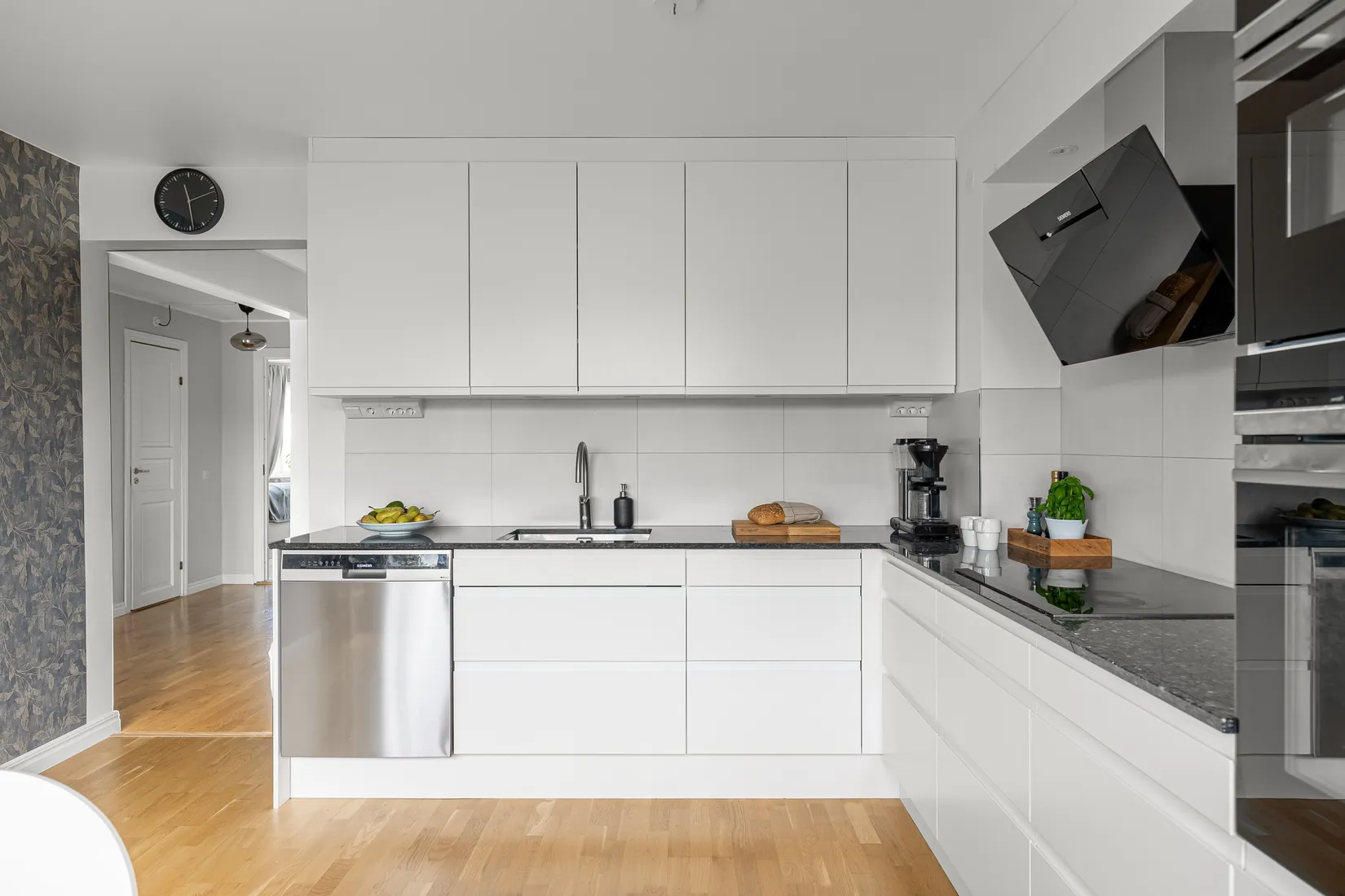 Radhus, Tomatgatan 12, Årsta, Uppsala