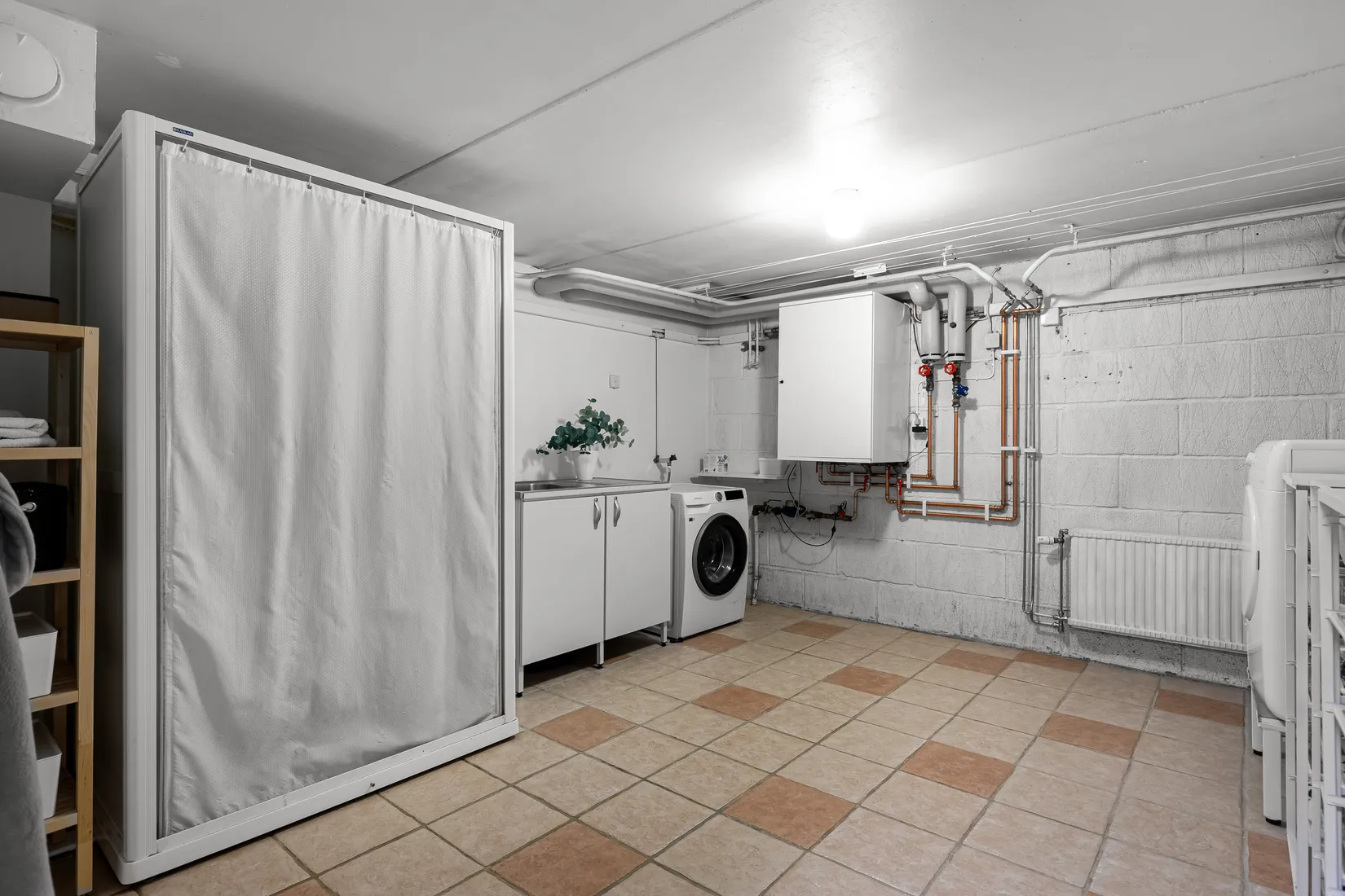 Radhus, Tomatgatan 12, Årsta, Uppsala