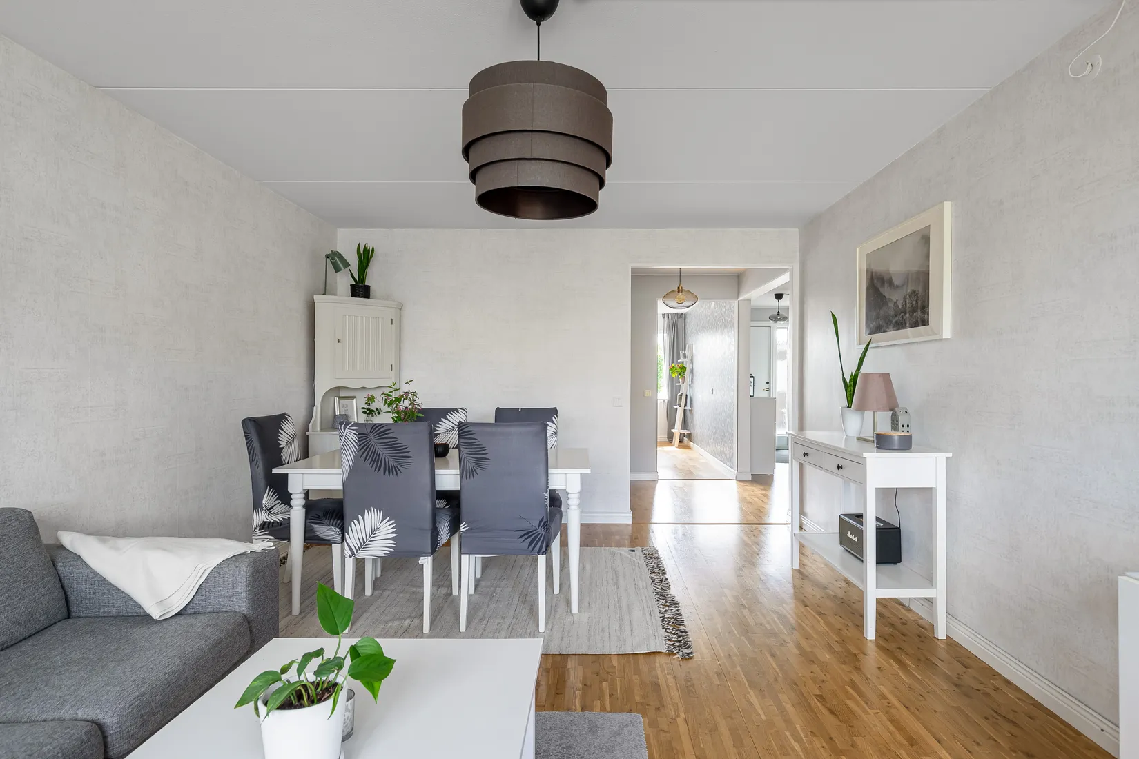 Radhus, Tomatgatan 12, Årsta, Uppsala