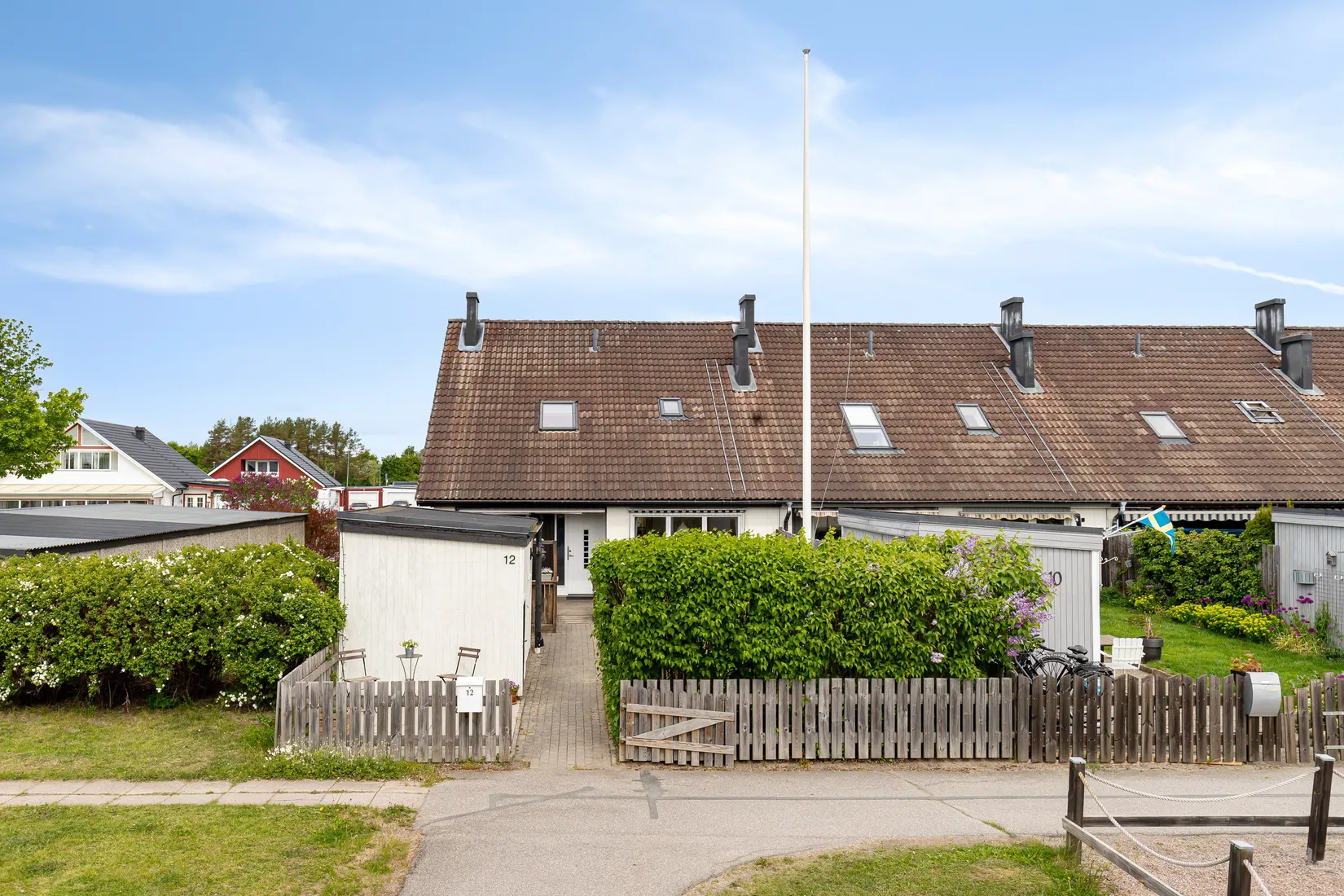 Radhus, Tomatgatan 12, Årsta, Uppsala