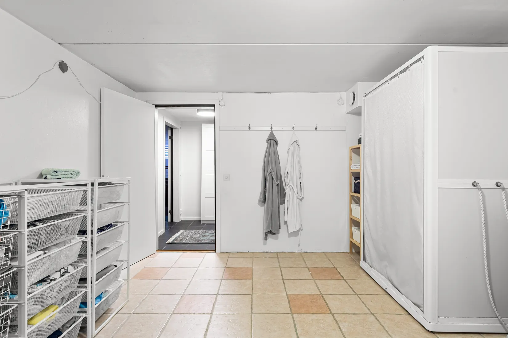 Radhus, Tomatgatan 12, Årsta, Uppsala