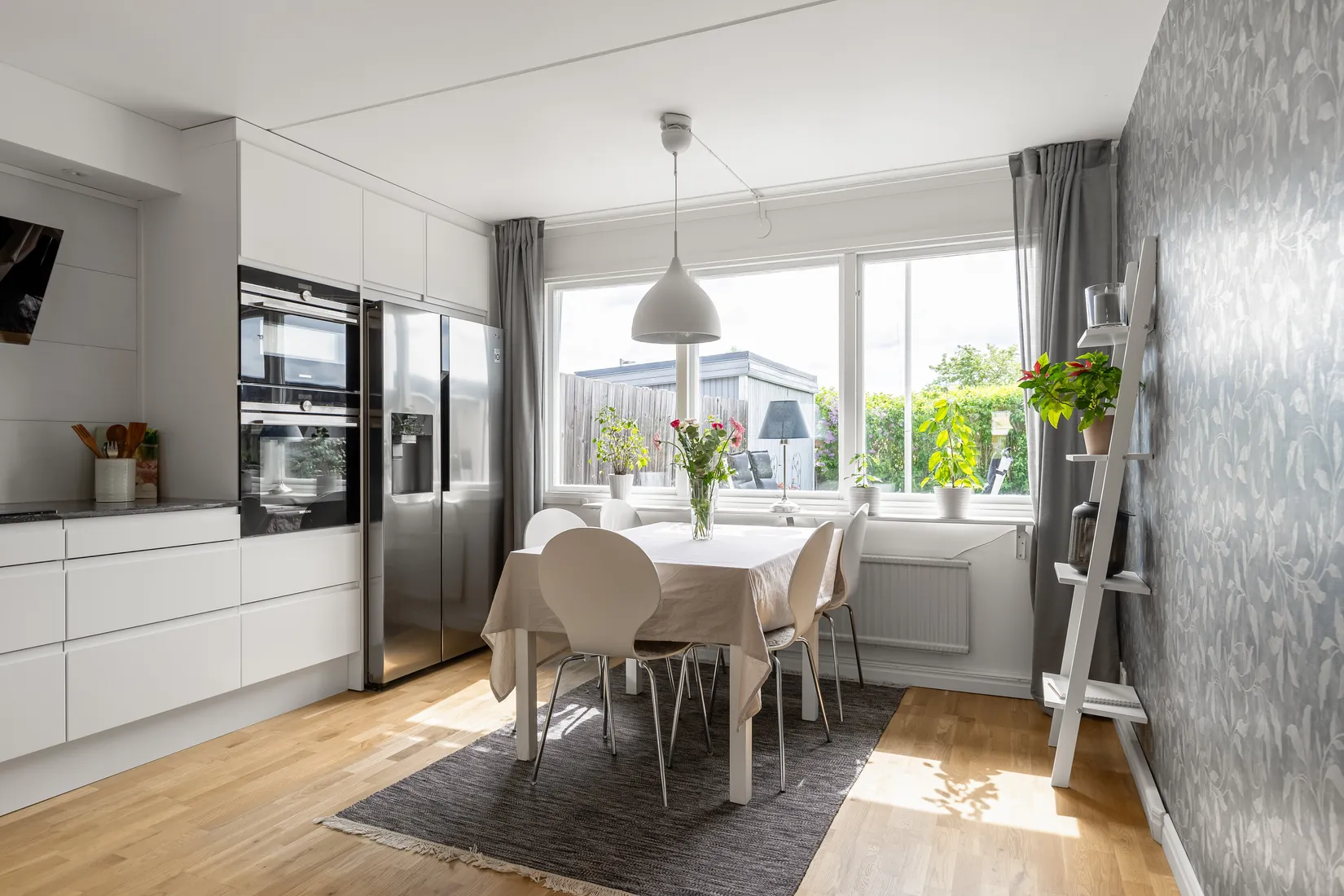 Radhus, Tomatgatan 12, Årsta, Uppsala