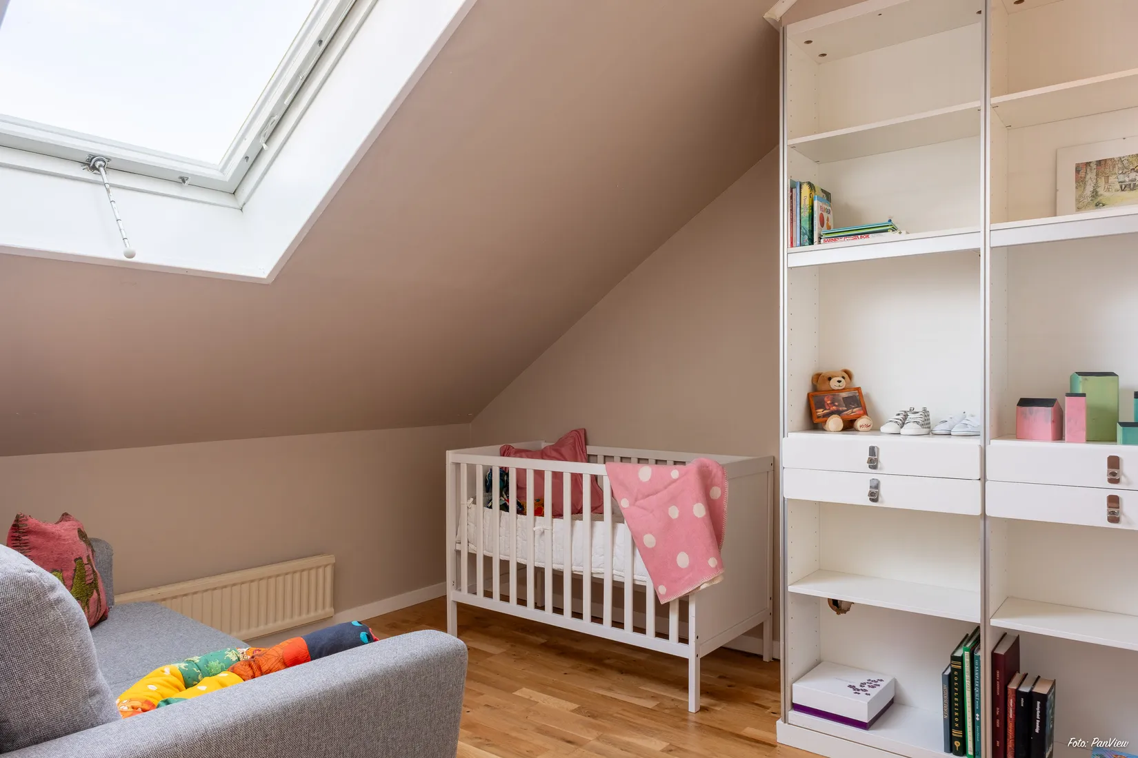 Villa, Radhus, Kryddgårdsgatan 5C, Annedal, Västerås