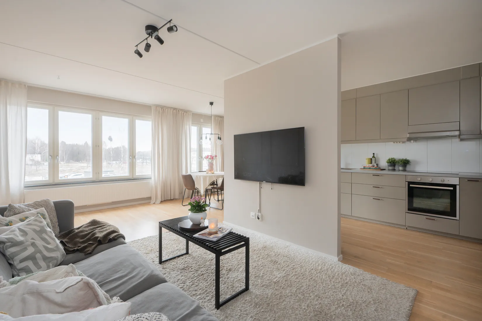 Bostadsrätt, Förrådsvägen 44, Centrala Huddinge, Huddinge