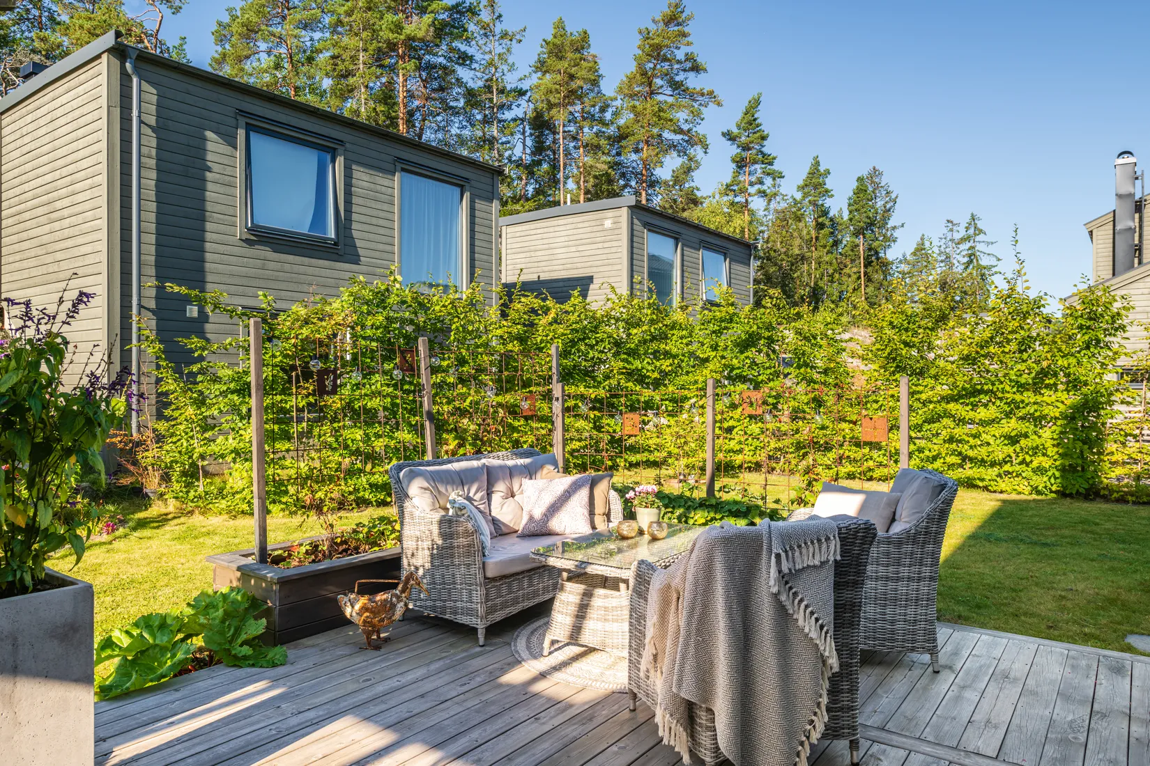 Radhus, Telefongränd 8B, Högmora, Huddinge