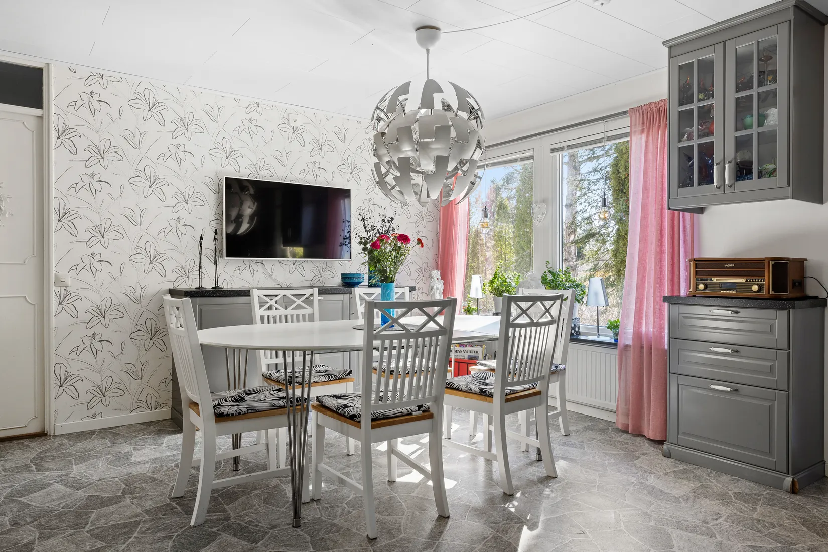 Villa, Ullevivägen 15, Bålsta Norra Ullevi, Håbo