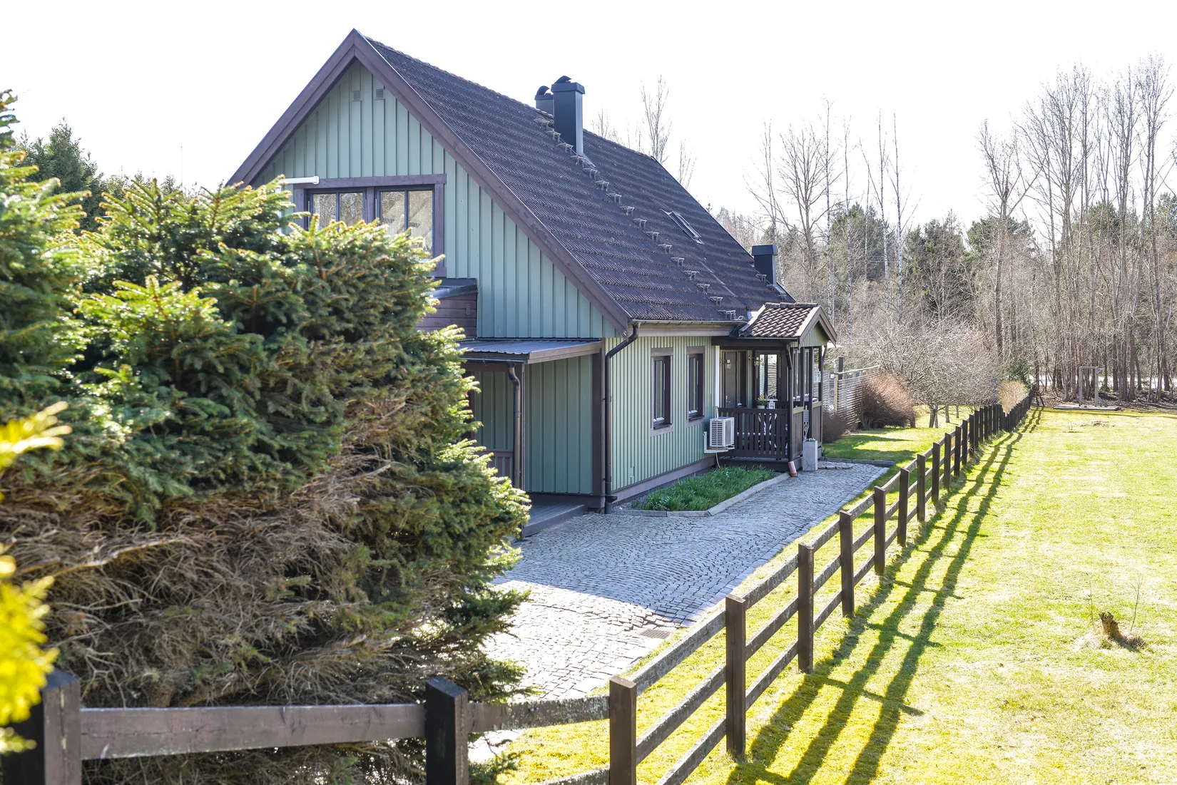 Villa, Tumbovägen 22, Kvicksund, Eskilstuna