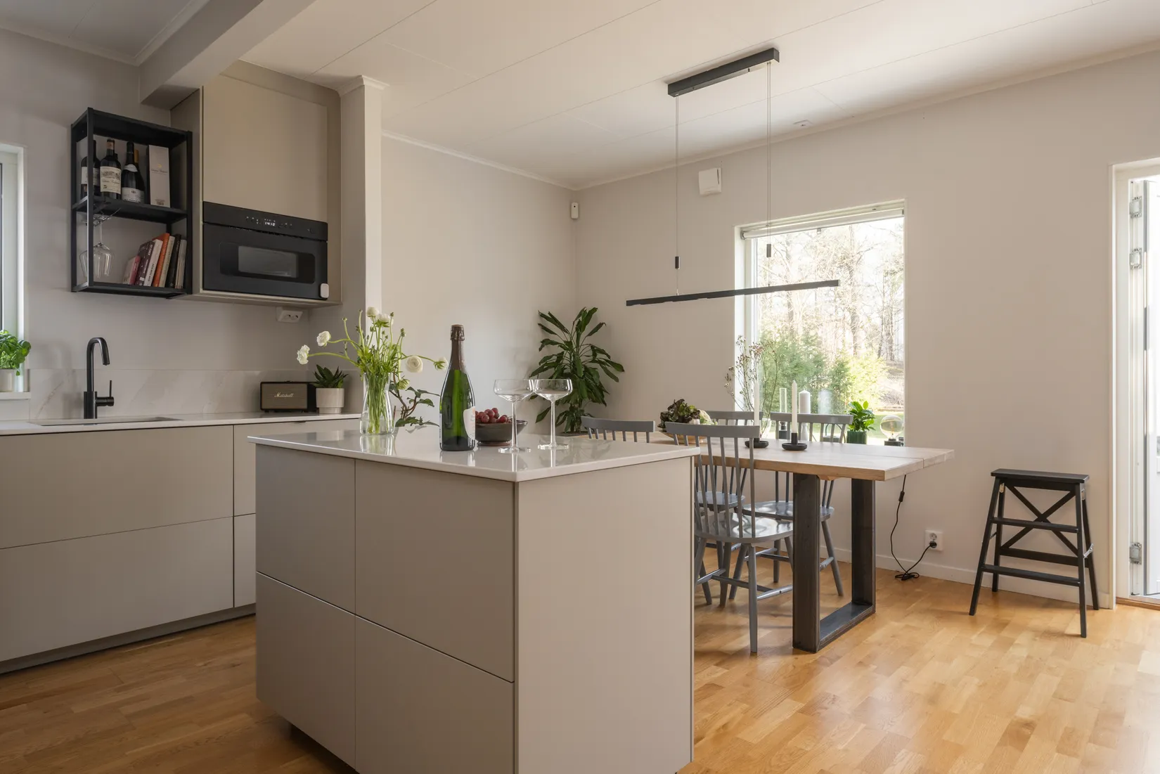 Bostadsrätt, Radhus, Storsvängen 87C, Mälarhöjden, Stockholm