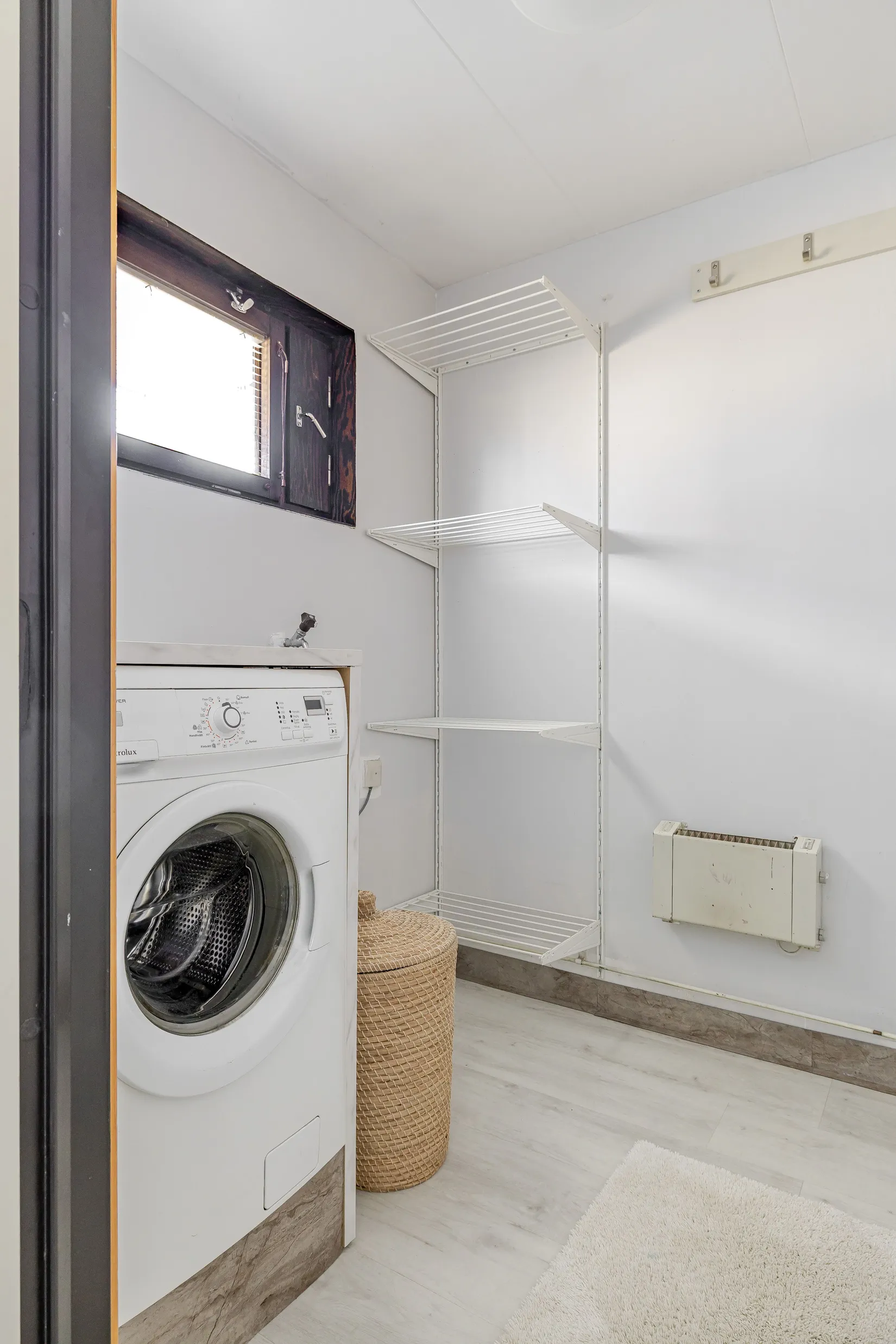 Villa, Radhus, Furuvägen 37, Hälletorp/Bondsjöstaden, Härnösand