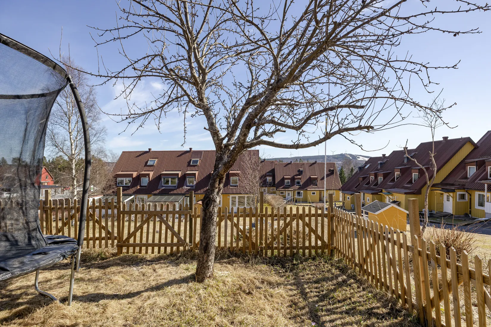 Villa, Radhus, Furuvägen 37, Hälletorp/Bondsjöstaden, Härnösand