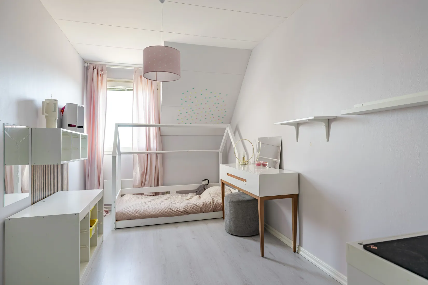 Villa, Radhus, Furuvägen 37, Hälletorp/Bondsjöstaden, Härnösand