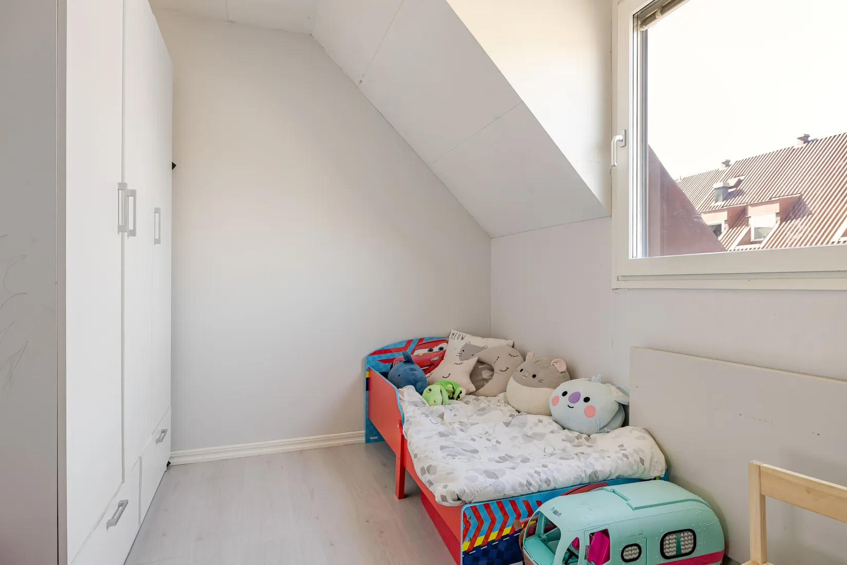 Villa, Radhus, Furuvägen 37, Hälletorp/Bondsjöstaden, Härnösand